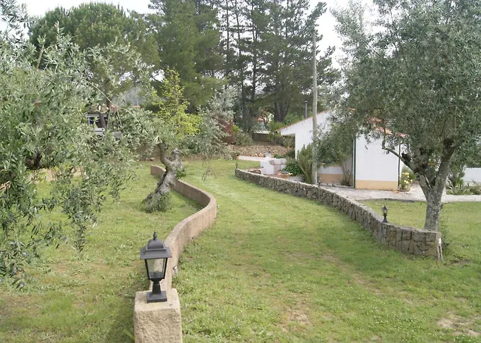 Lantgård Casa Do Vale Sao Pedro de Tomar